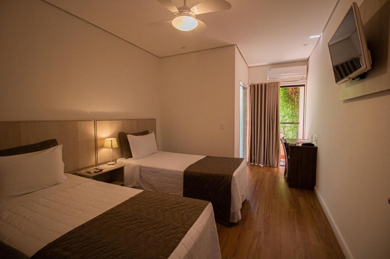 Prado Hotel Ампару Экстерьер фото